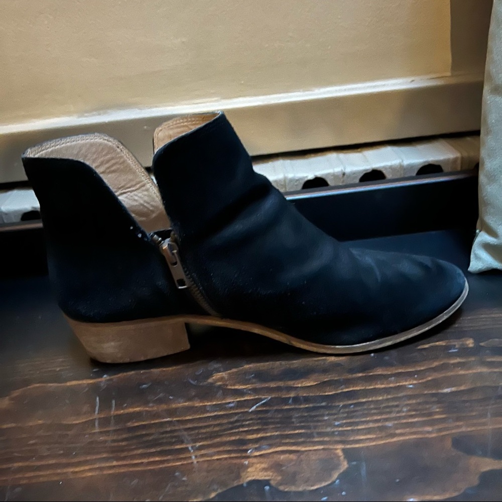 Splendid Hamptyn Suede Bootie